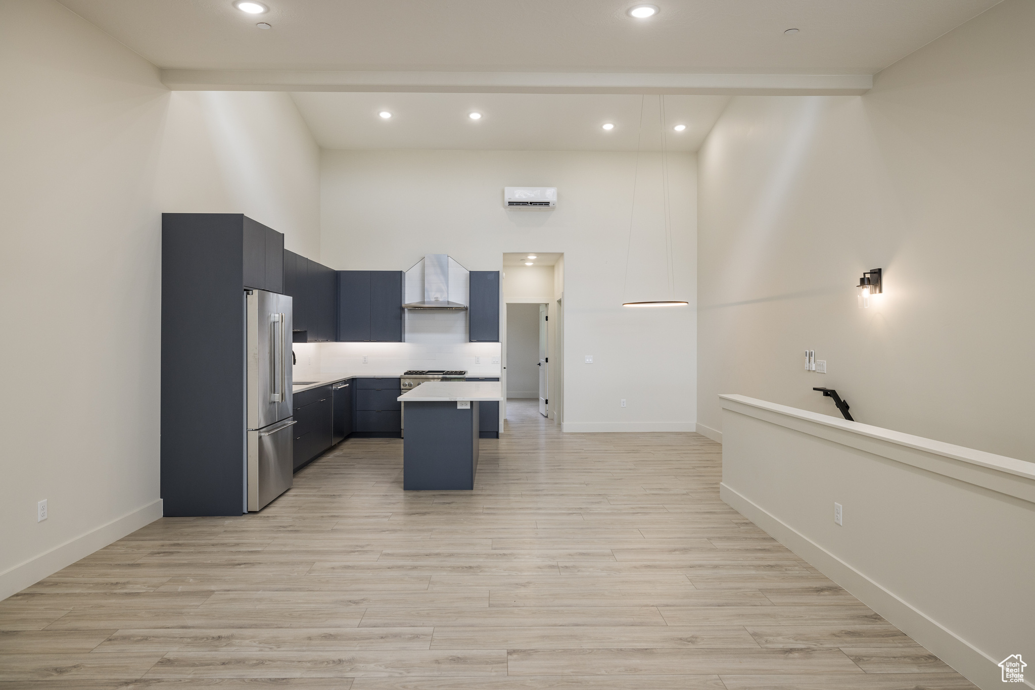 COTTONWOOD CONDOS - Residential