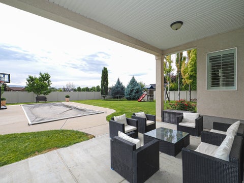 Tiny photo for 1239 WILLOWBROOK LN, Kaysville, UT 84037 (MLS # 2181047)