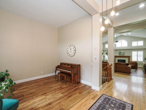 Tiny photo for 1239 WILLOWBROOK LN, Kaysville, UT 84037 (MLS # 2181047)