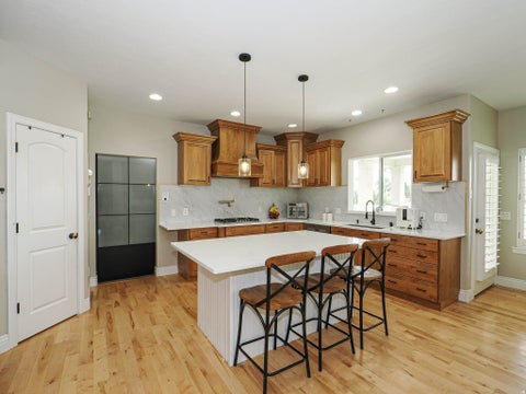 Tiny photo for 1239 WILLOWBROOK LN, Kaysville, UT 84037 (MLS # 2181047)