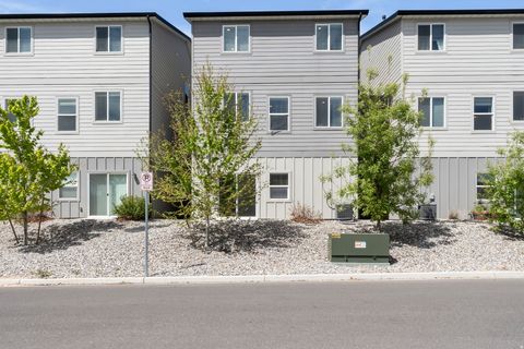 Tiny photo for 618 E 460 S, American Fork, UT 84003 (MLS # 2153492)