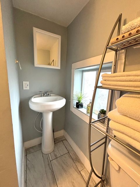 Tiny photo for 665 S MUSSER CT, Salt Lake City, UT 84102 (MLS # 2127403)