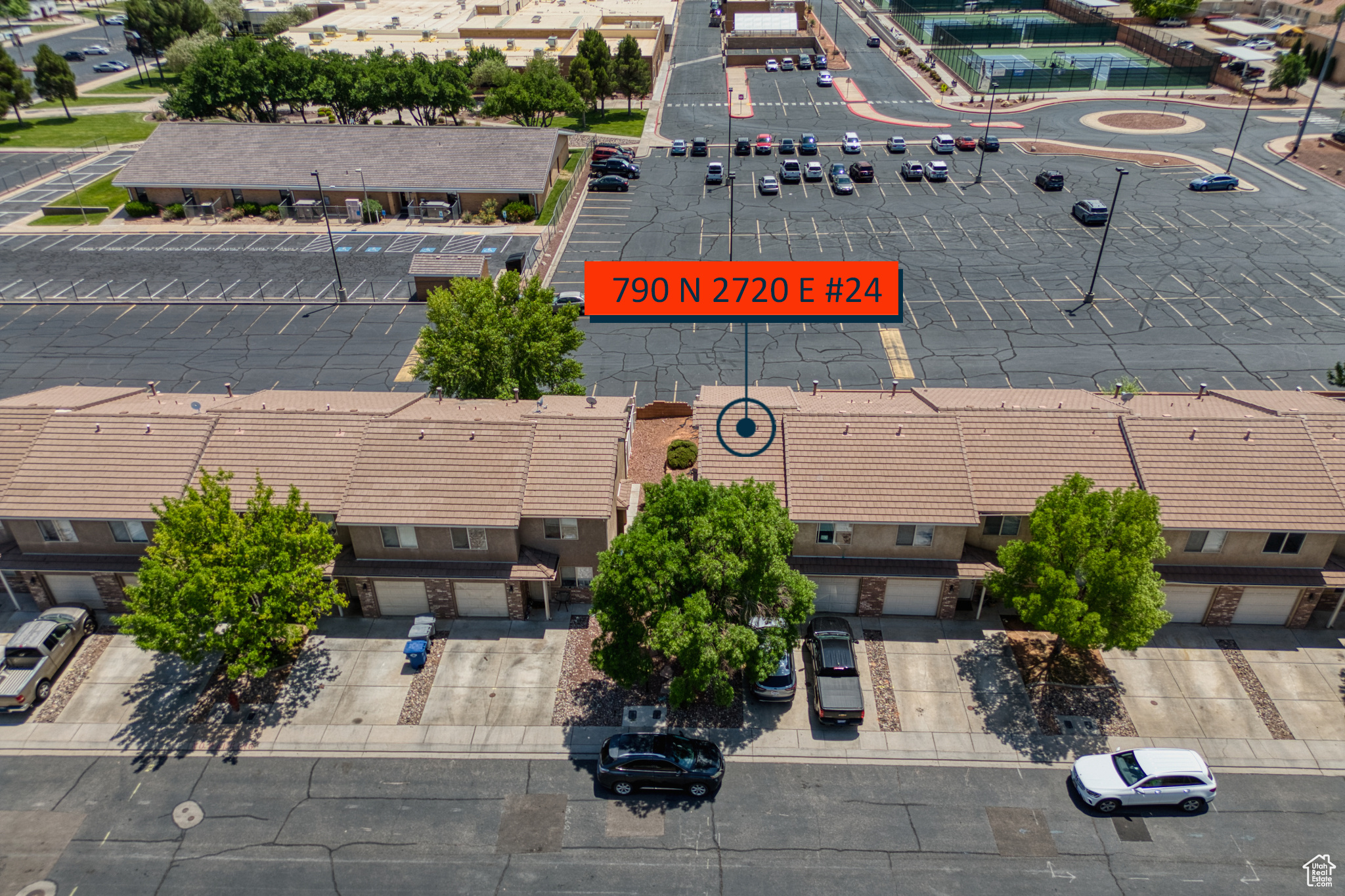 HAWK HOLLOW TOWNHOMES - Residential