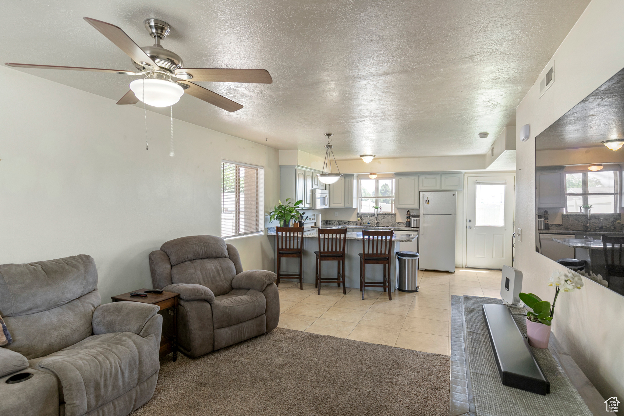 HAWK HOLLOW TOWNHOMES - Residential