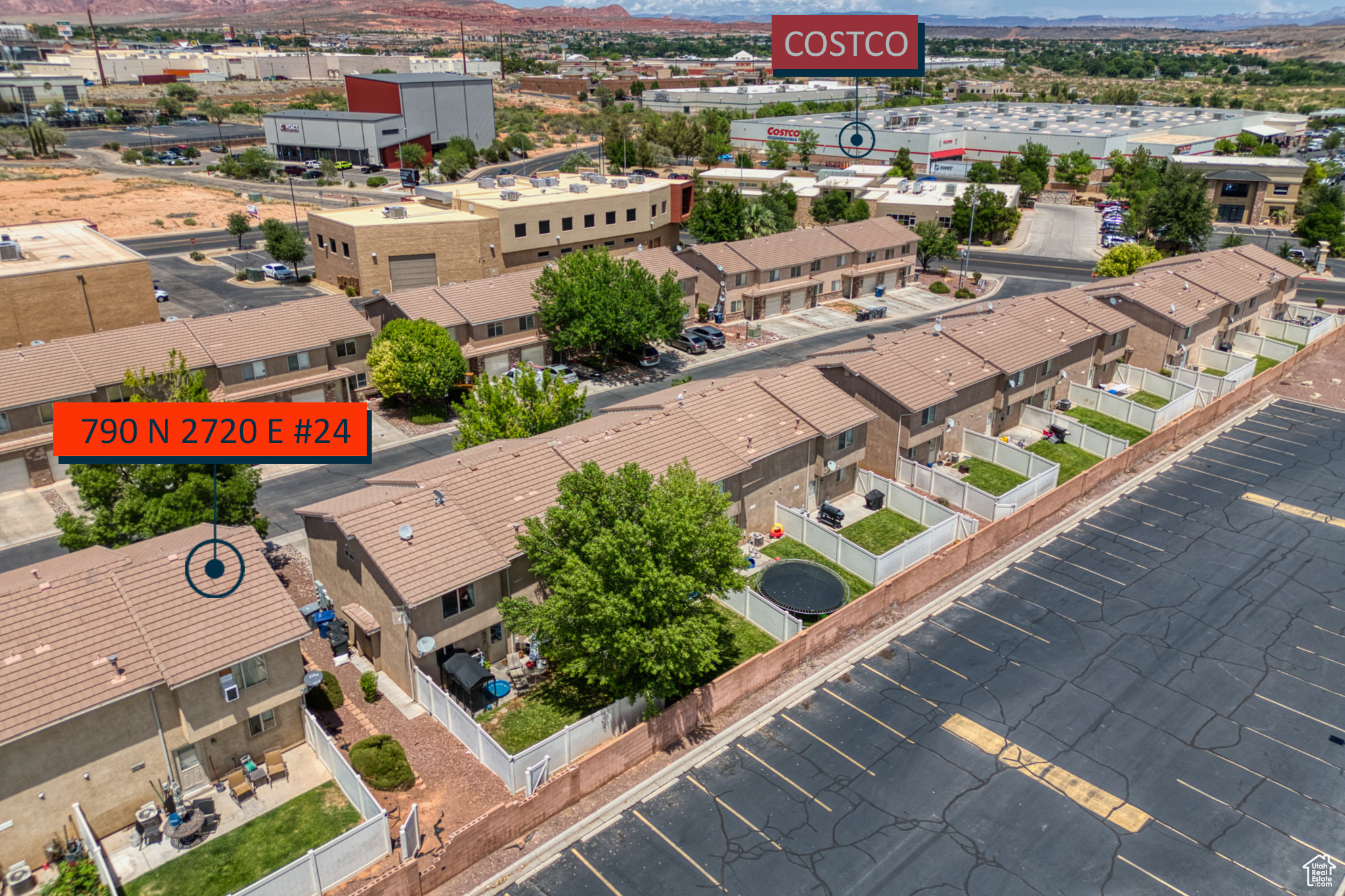 HAWK HOLLOW TOWNHOMES - Residential