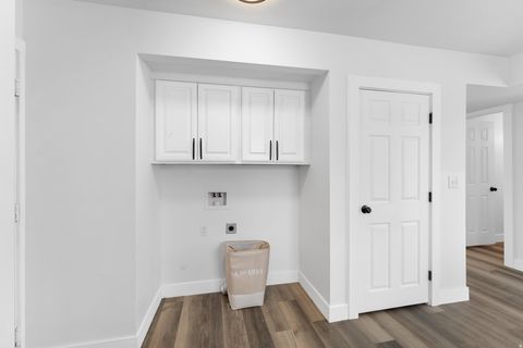 Tiny photo for 564 E 300 S, Provo, UT 84606 (MLS # 2136814)