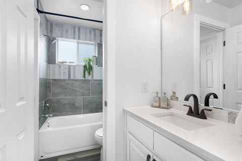 Tiny photo for 564 E 300 S, Provo, UT 84606 (MLS # 2136814)