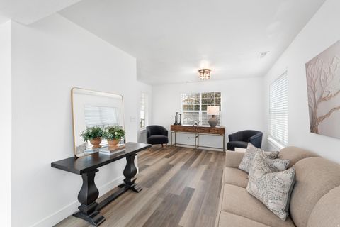 Tiny photo for 564 E 300 S, Provo, UT 84606 (MLS # 2136814)