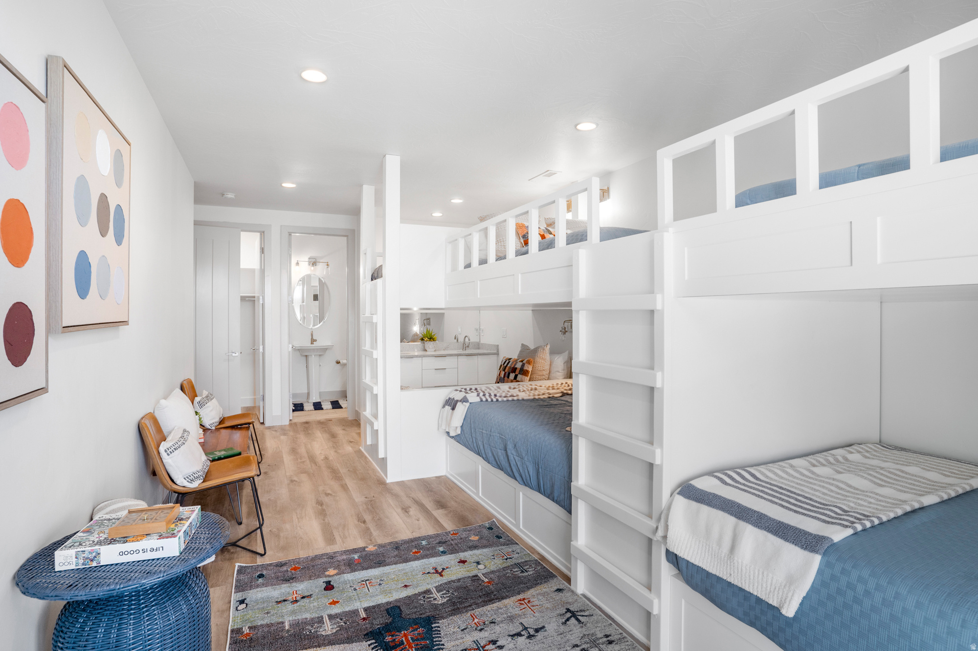 EIGHTH AT CORAL CANYON AMD - Residential