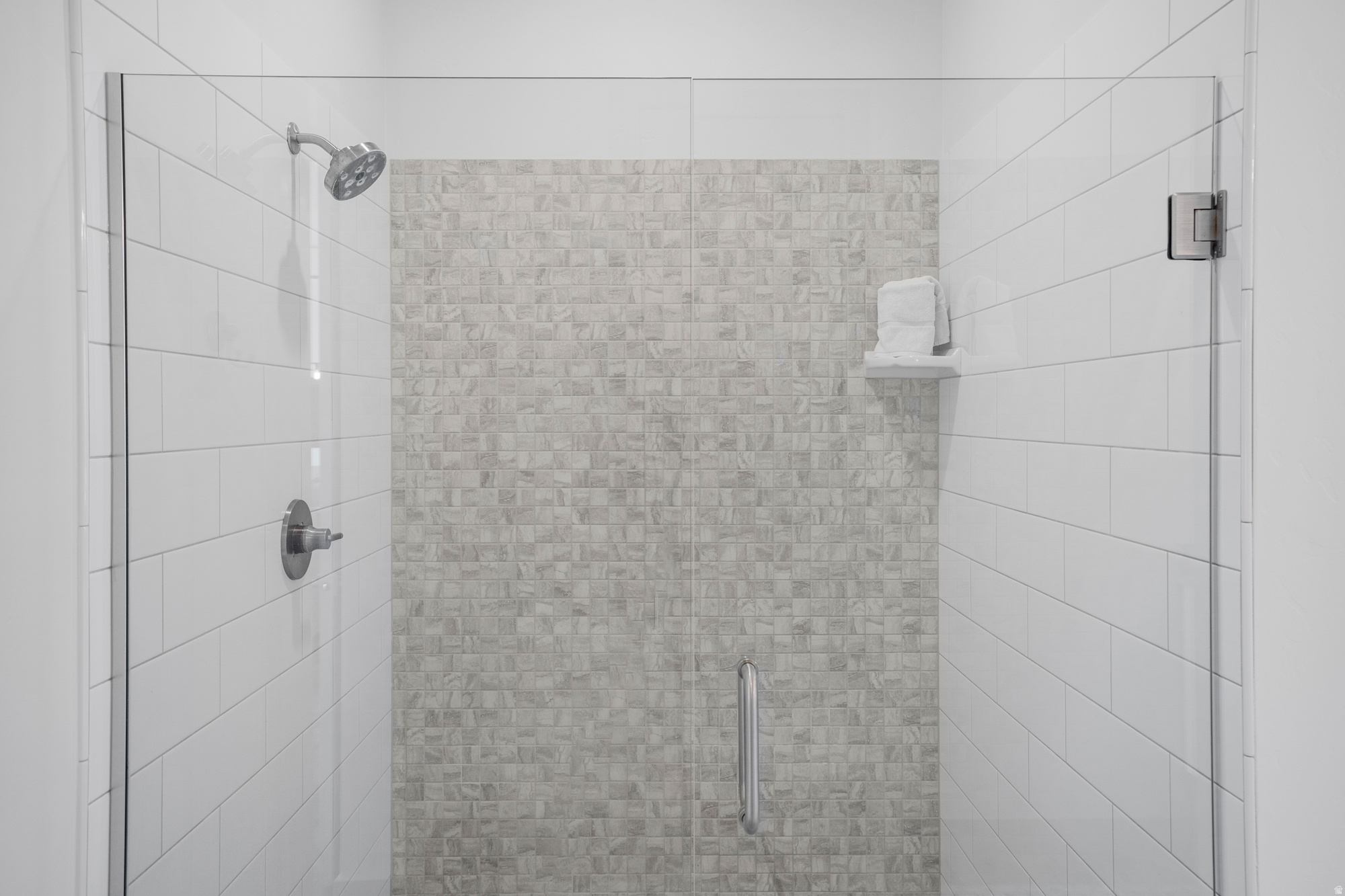 EIGHTH AT CORAL CANYON AMD - Residential