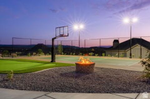 Tiny photo for 1141 E LOST RIDGE DR, Washington, UT 84780 (MLS # 2158476)