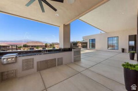 Tiny photo for 1141 E LOST RIDGE DR, Washington, UT 84780 (MLS # 2158476)