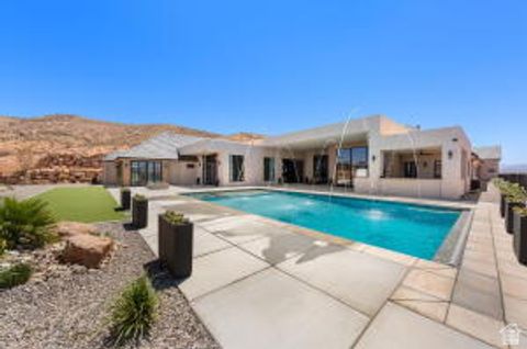 Tiny photo for 1141 E LOST RIDGE DR, Washington, UT 84780 (MLS # 2158476)