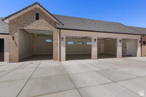 Tiny photo for 1141 E LOST RIDGE DR, Washington, UT 84780 (MLS # 2158476)