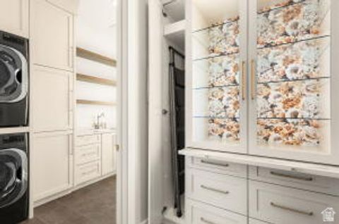 Tiny photo for 1141 E LOST RIDGE DR, Washington, UT 84780 (MLS # 2158476)