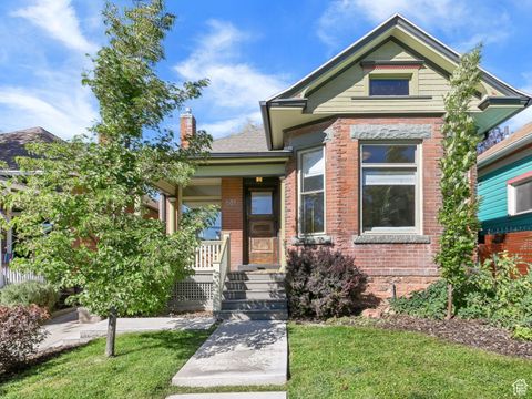 Photo of 681 E 4TH AVE N, Salt Lake City, UT 84103 (MLS # 2116368) Photo of 681 E 4TH AVE N, Salt Lake City, UT 84103 (MLS # 2116368)