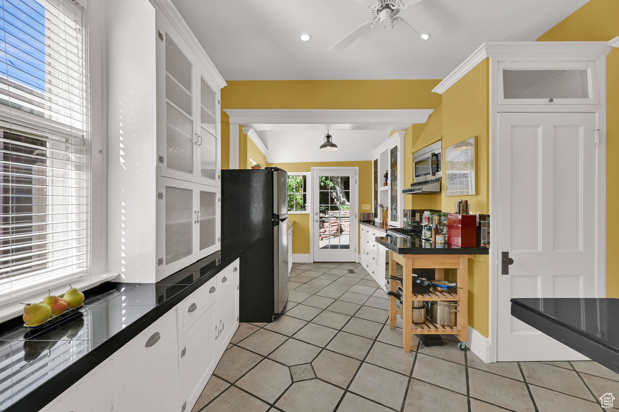 AVENUES - Residential