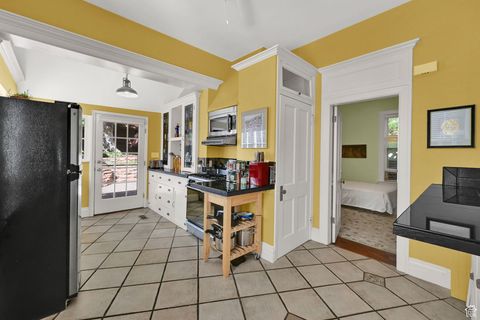 Tiny photo for 681 E 4TH AVE N, Salt Lake City, UT 84103 (MLS # 2116368)