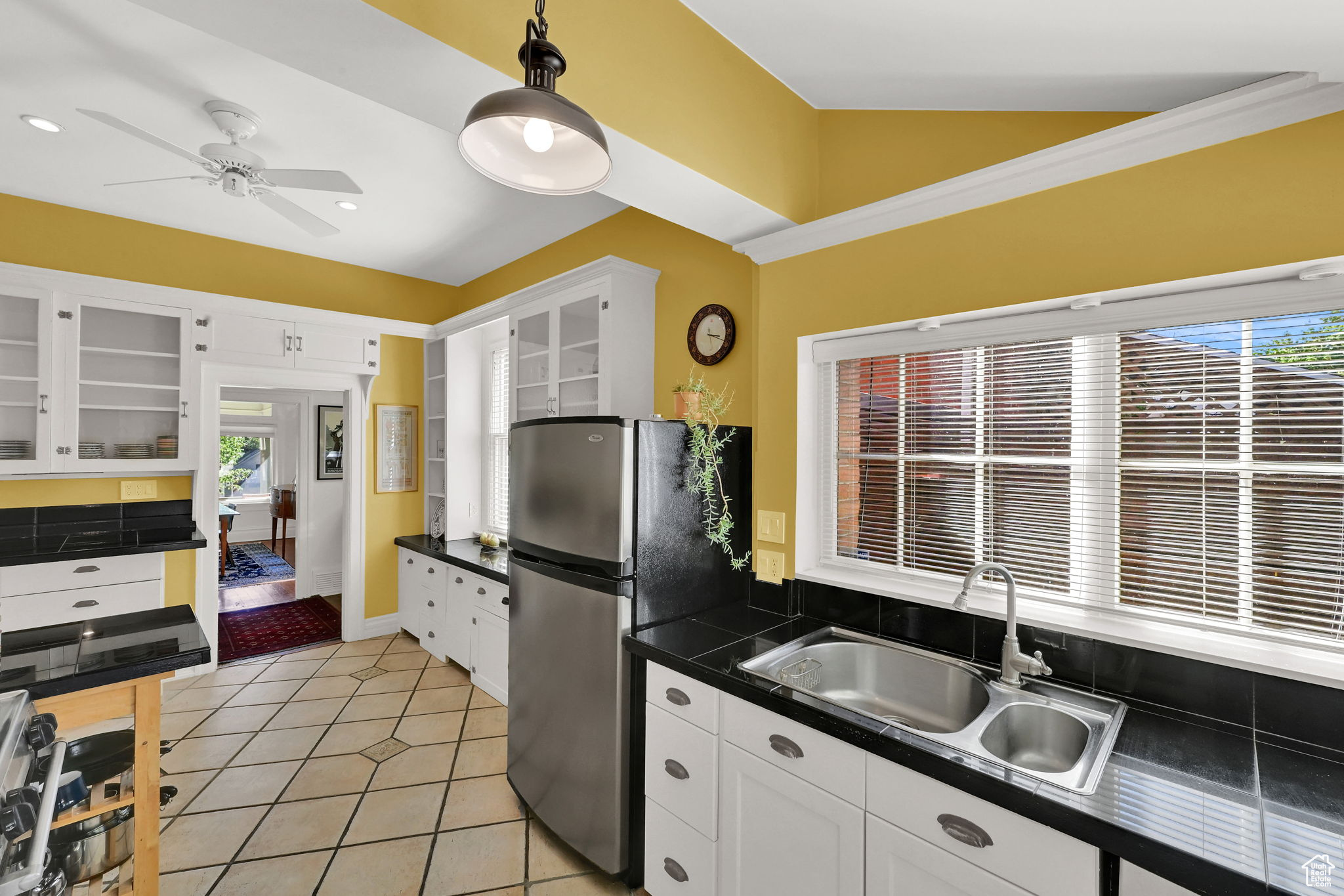 AVENUES - Residential