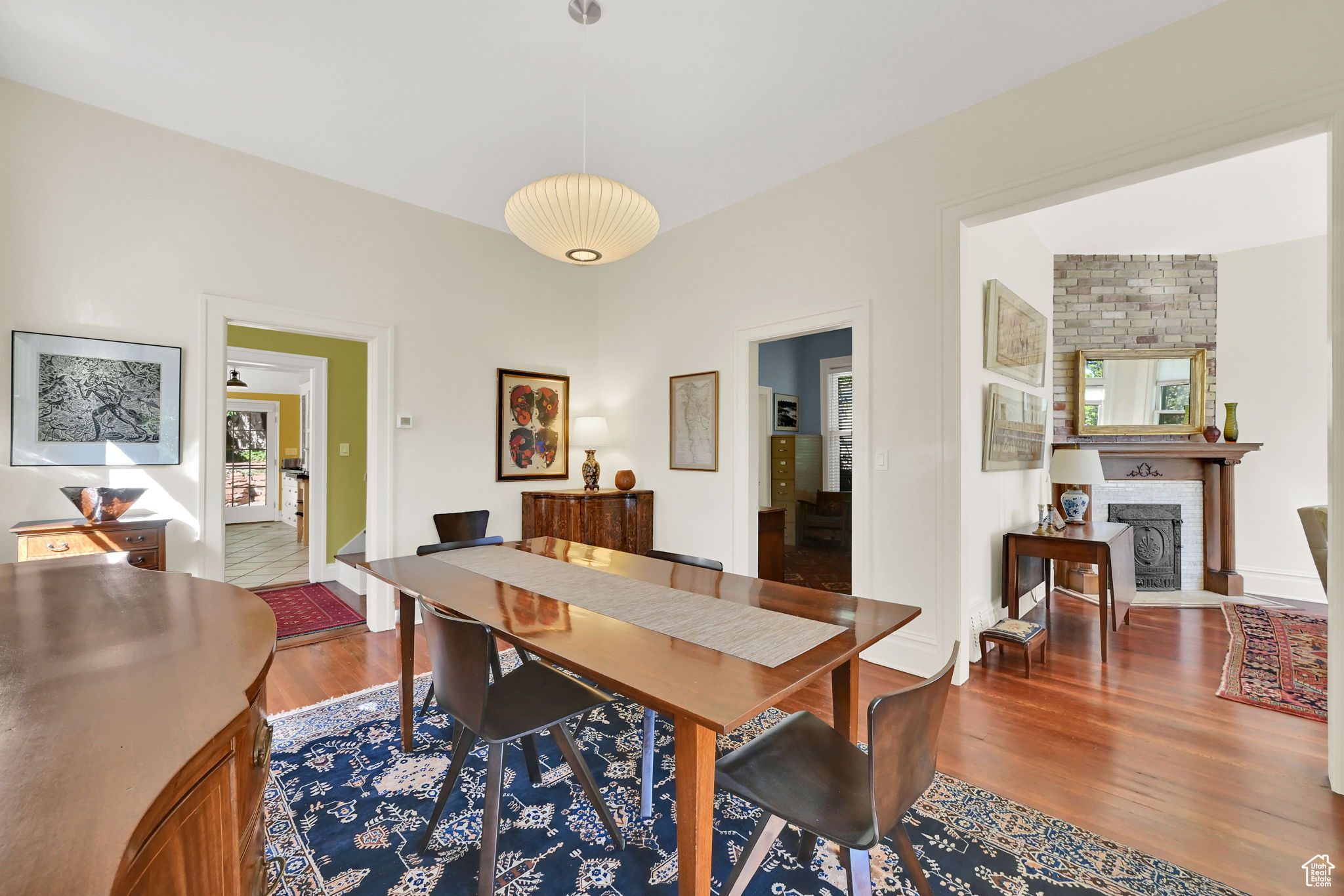 AVENUES - Residential