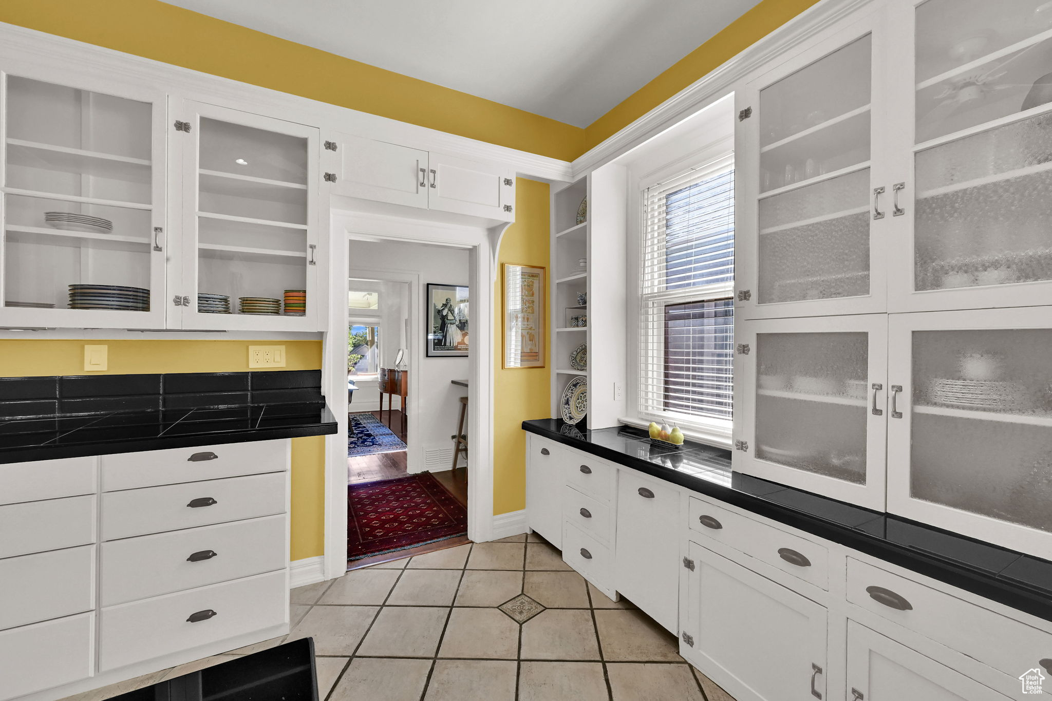 AVENUES - Residential