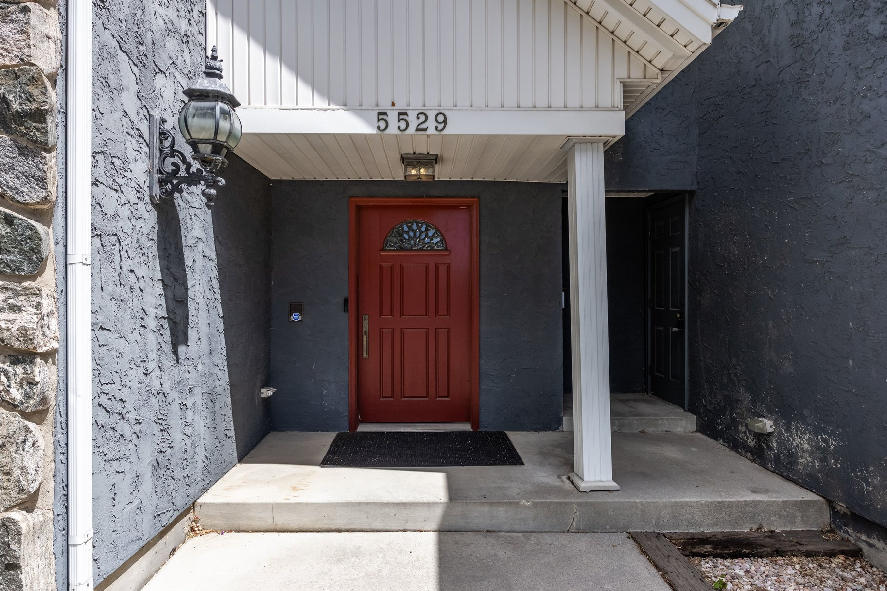 LAKEWOOD - Residential