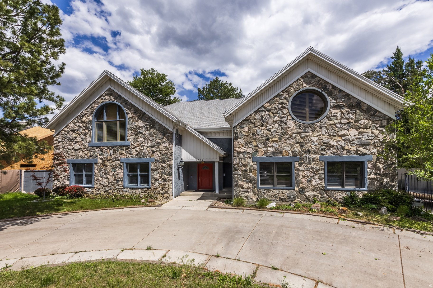 LAKEWOOD - Residential