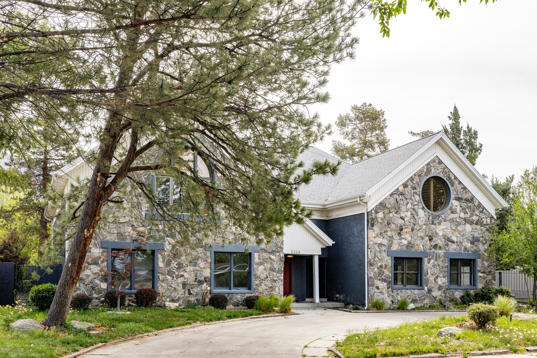 LAKEWOOD - Residential