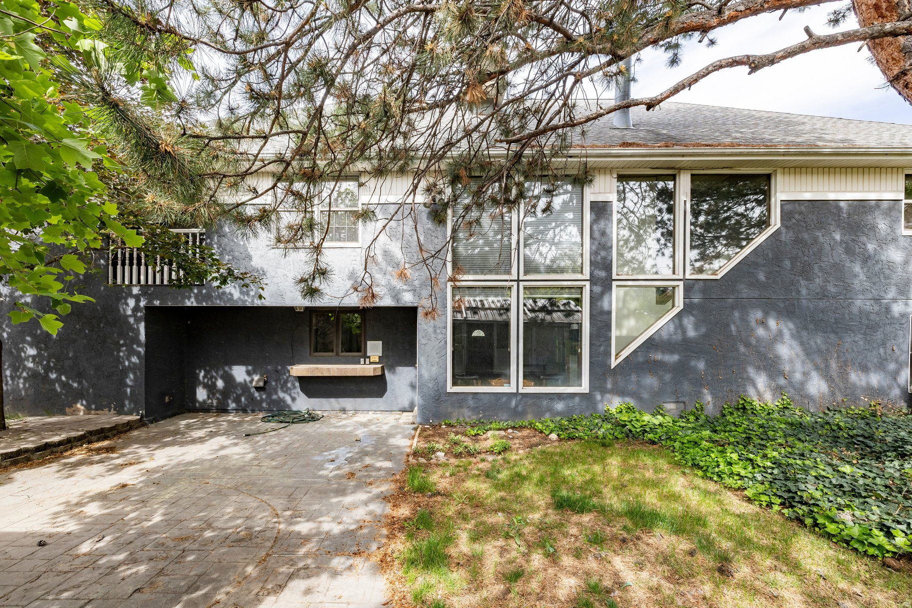 LAKEWOOD - Residential