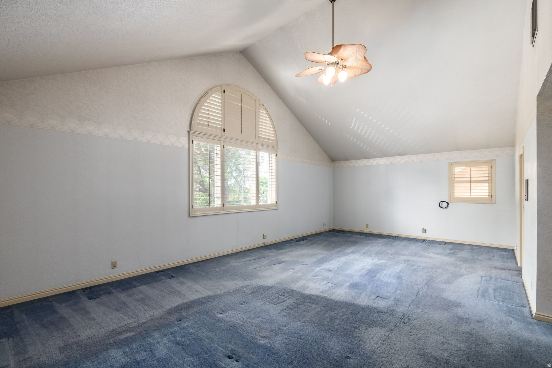 LAKEWOOD - Residential