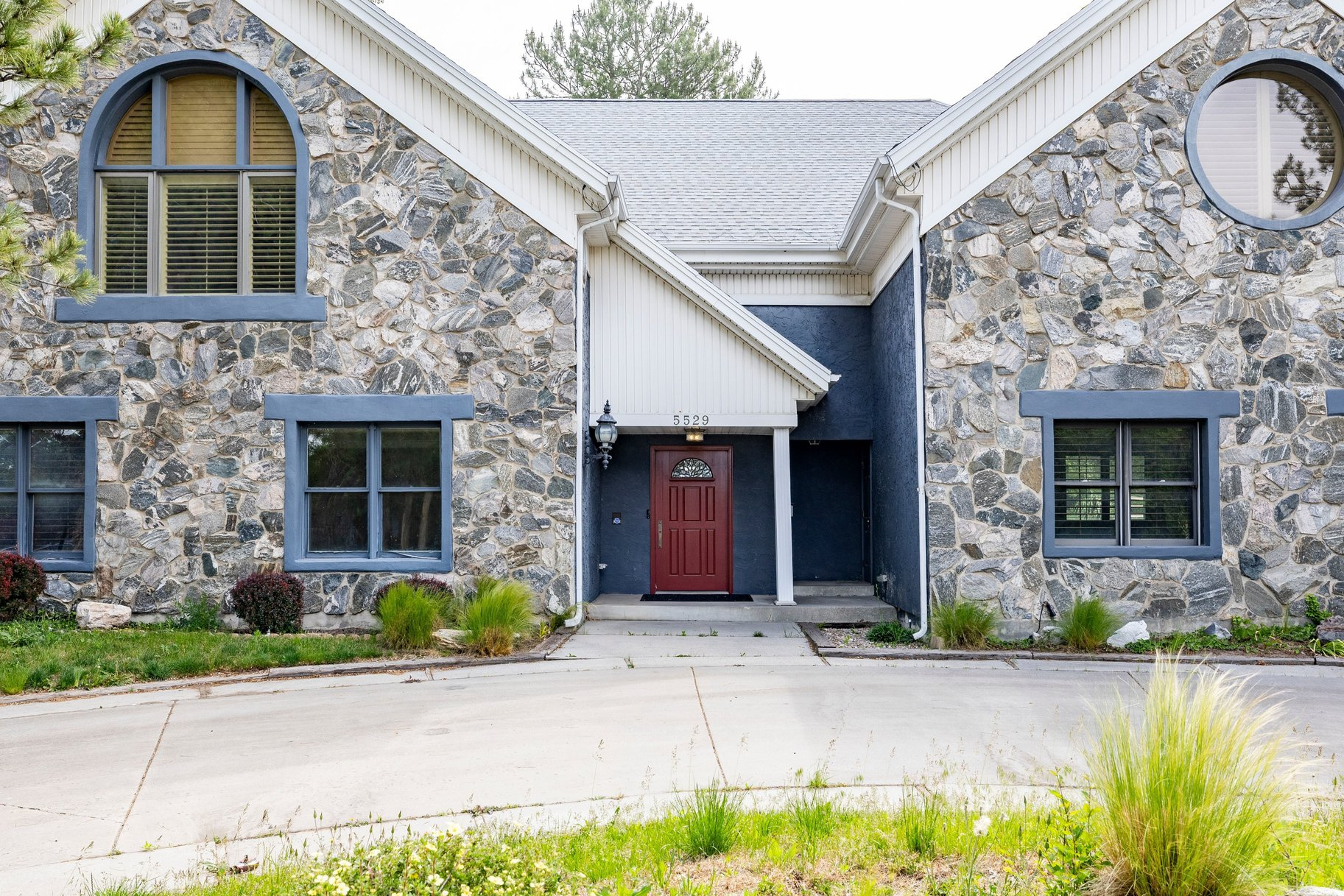 LAKEWOOD - Residential