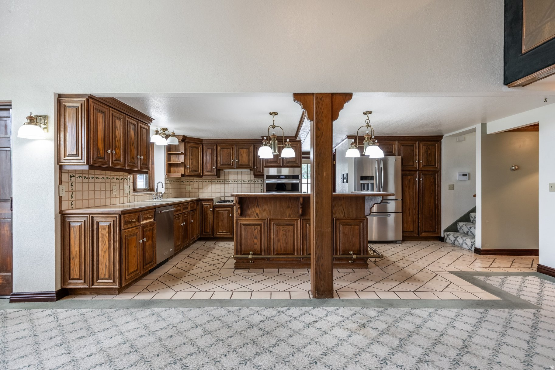 LAKEWOOD - Residential