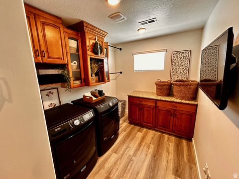 Tiny photo for 1373 S RAINTREE LN, Santaquin, UT 84655 (MLS # 2141866)