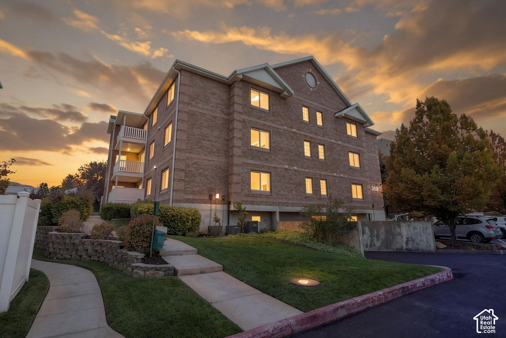 Photo of 360 N 500 W #103, Bountiful, UT 84010 (MLS # 2191770)