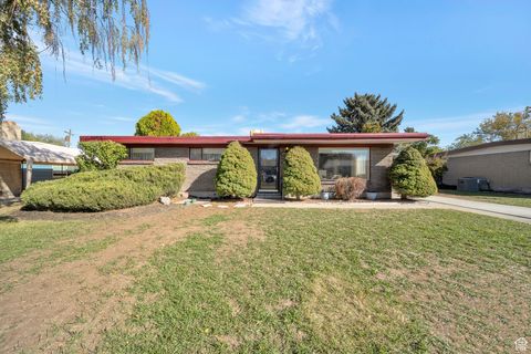 Photo of 3201 S BARNEY ST, West Valley City, UT 84119 (MLS # 2118841) Photo of 3201 S BARNEY ST, West Valley City, UT 84119 (MLS # 2118841)