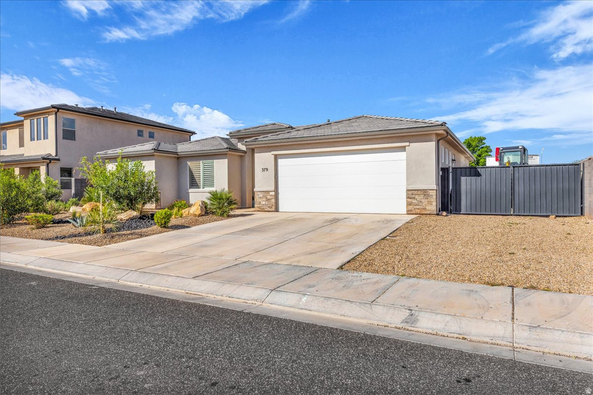 LAVA KNOLLS PH 1 - Residential