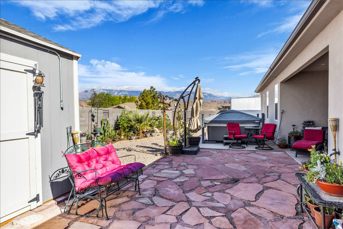 LAVA KNOLLS PH 1 - Residential