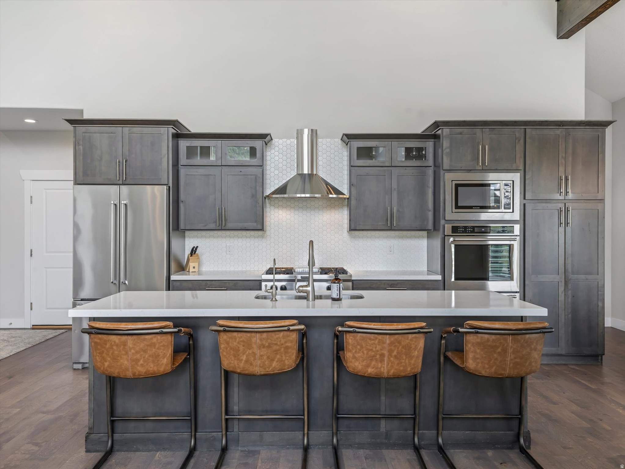 QUARRY VILLAGE CONDOMINIUMS - Residential