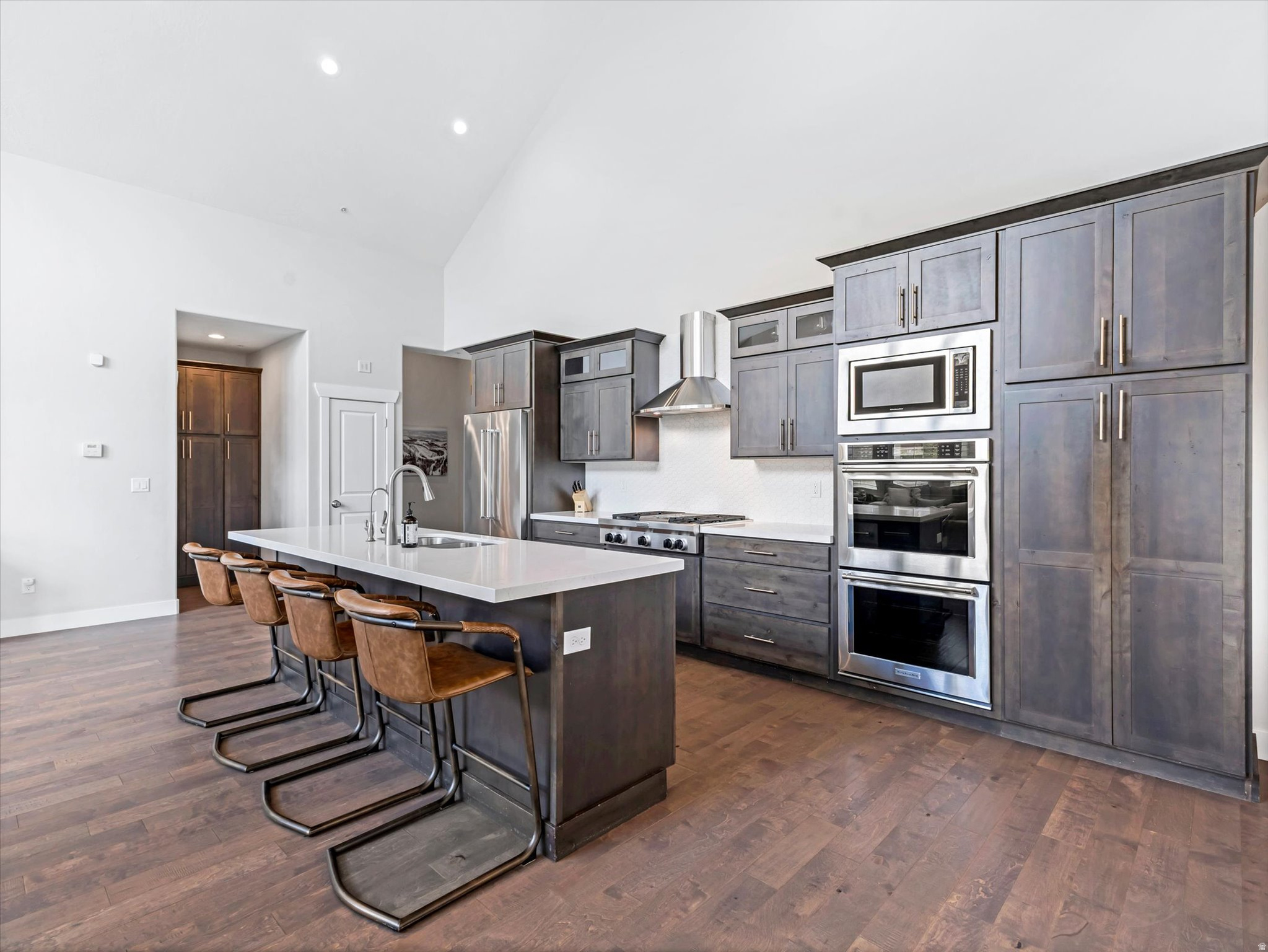 QUARRY VILLAGE CONDOMINIUMS - Residential
