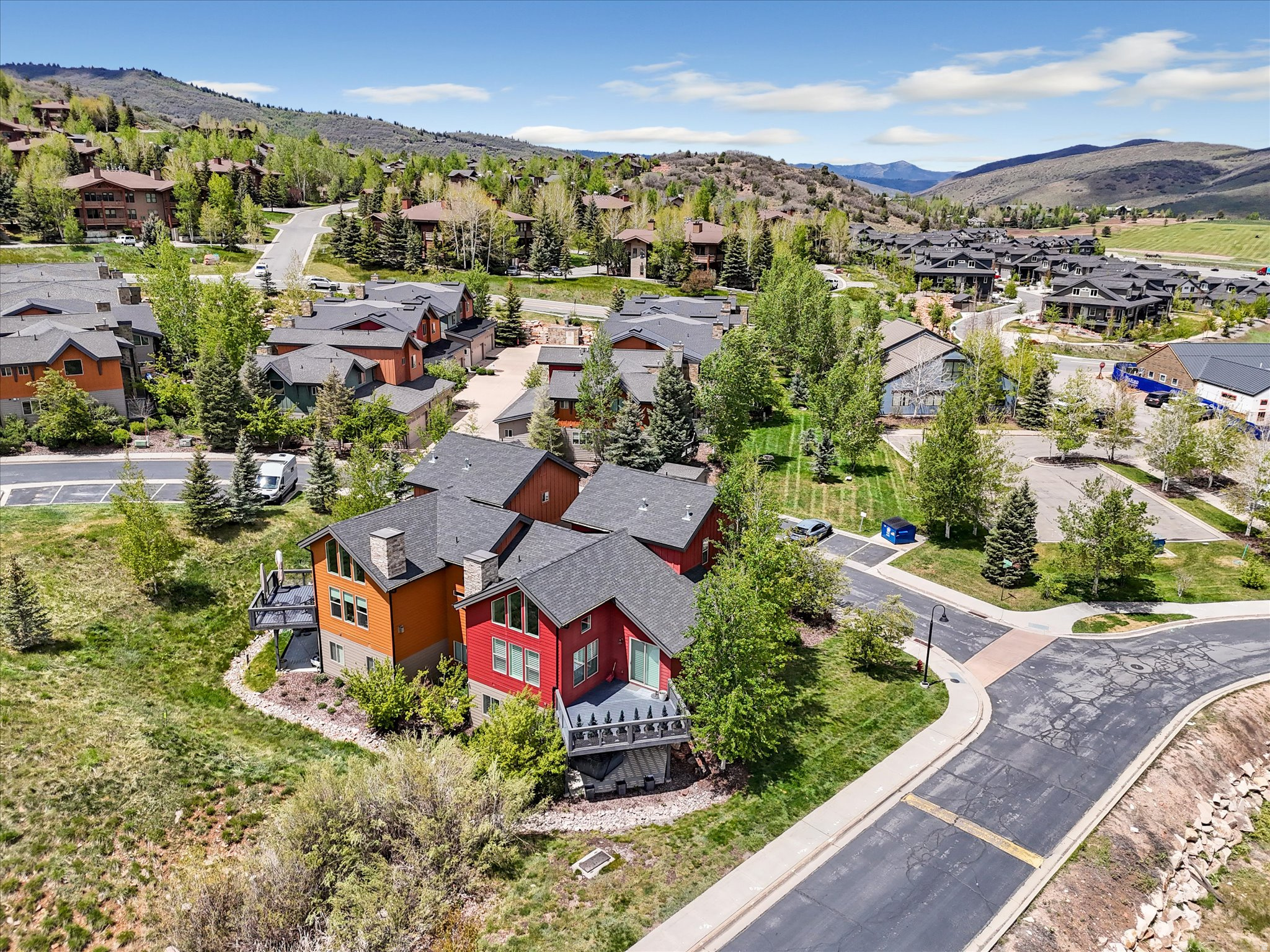 QUARRY VILLAGE CONDOMINIUMS - Residential