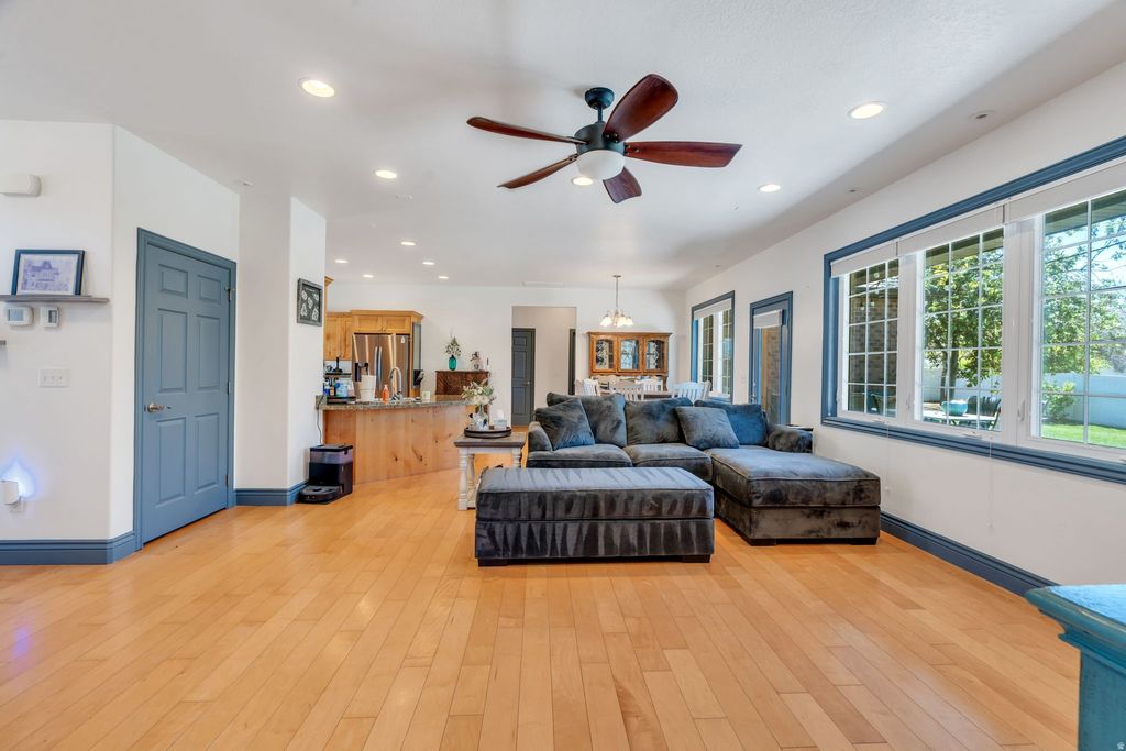Photo of 14384 S SHEEPROCK DR, Herriman, UT 84096 (MLS # 2156646)