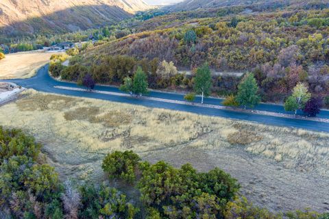 Tiny photo for 151 S MEADOW DR E #19, Springville, UT 84663 (MLS # 2123769)