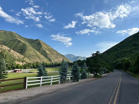 Tiny photo for 151 S MEADOW DR E #19, Springville, UT 84663 (MLS # 2123769)