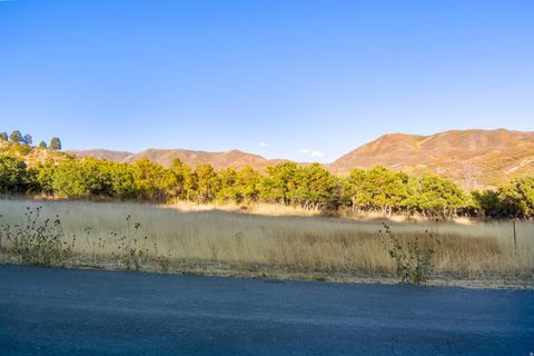 Tiny photo for 151 S MEADOW DR E #19, Springville, UT 84663 (MLS # 2123769)