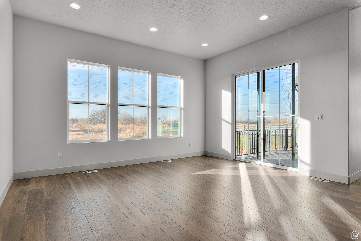 BELMONT FARMS 3 - Residential