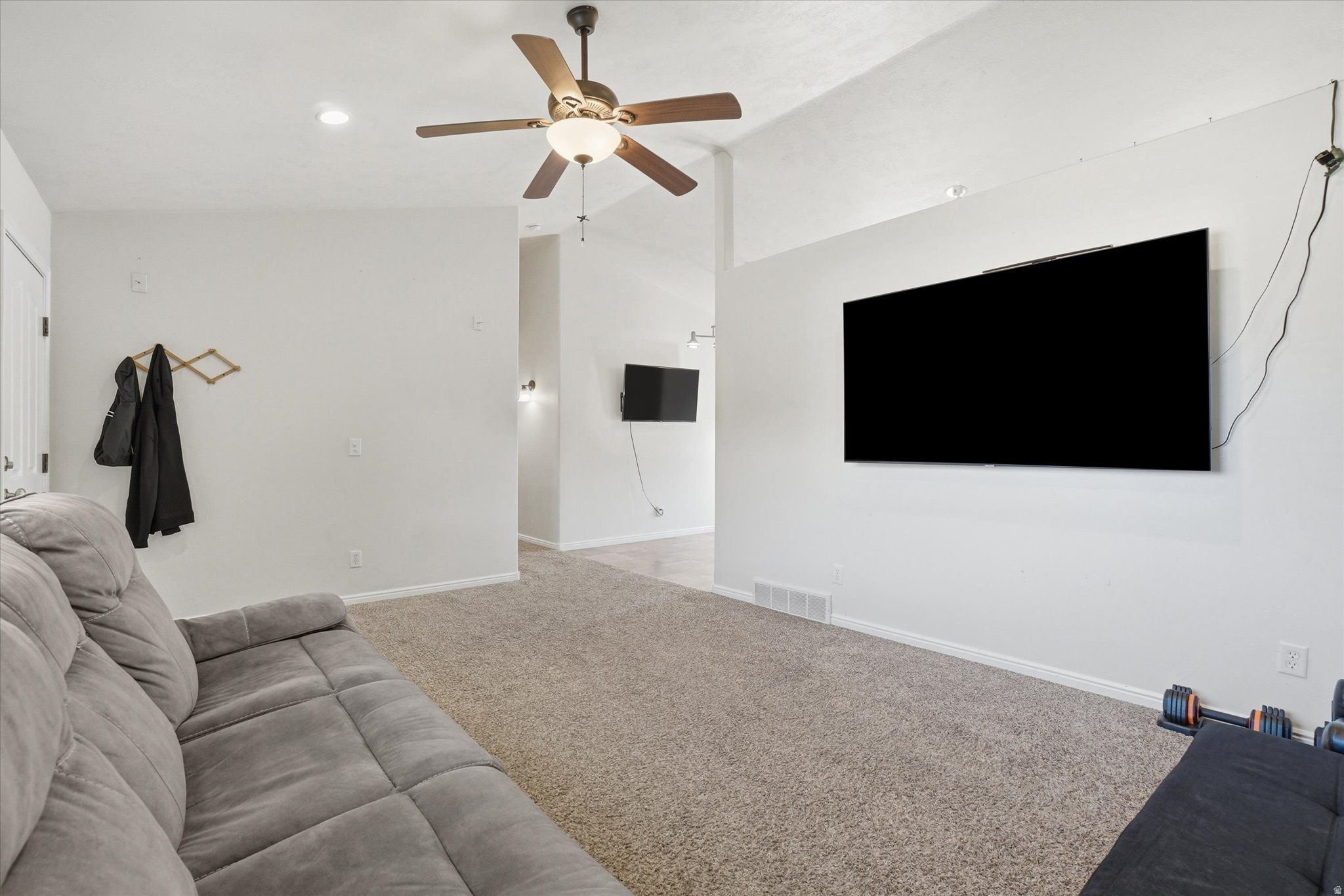 MEADOWBROOK FARMS - Residential