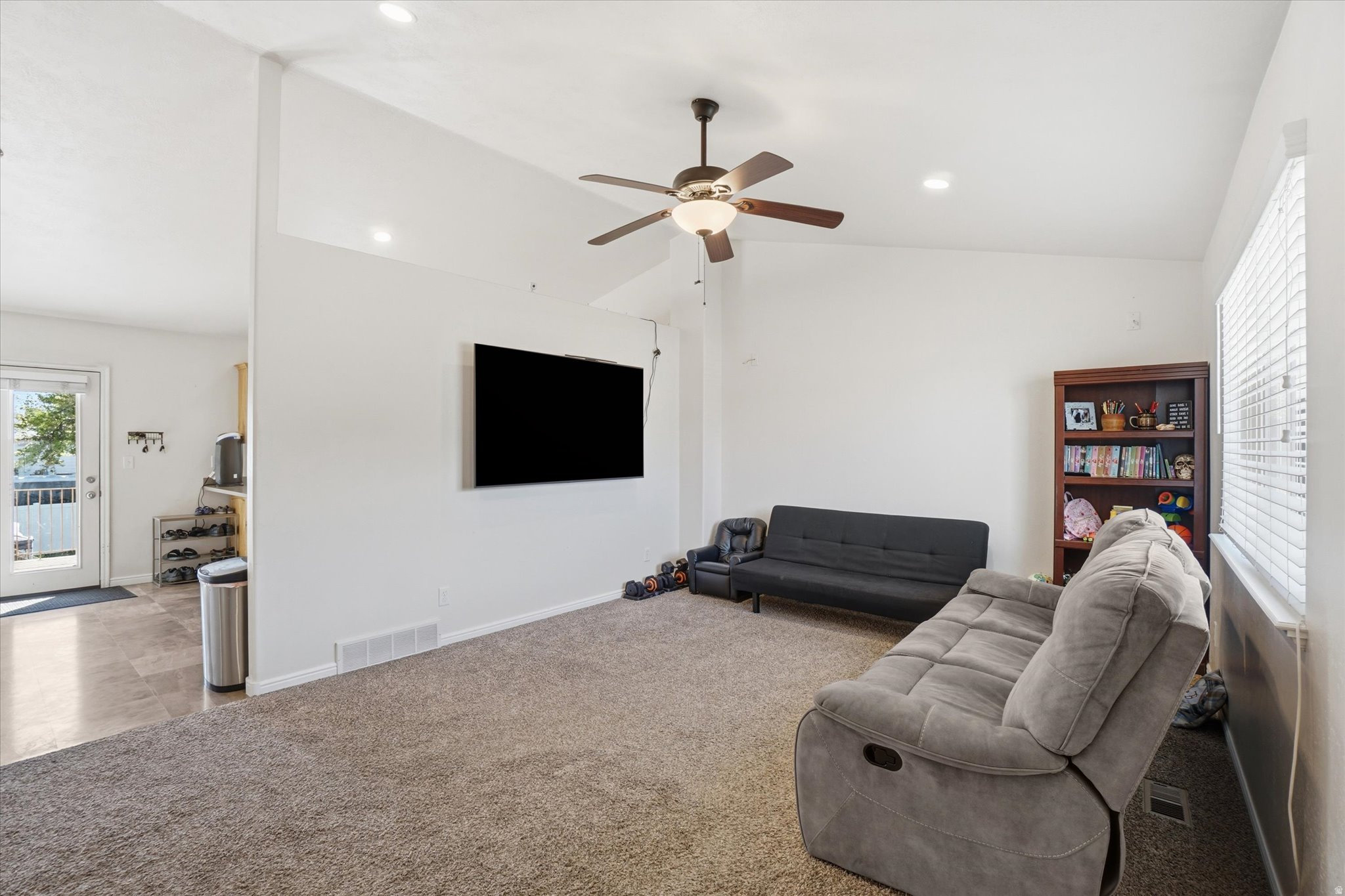 MEADOWBROOK FARMS - Residential