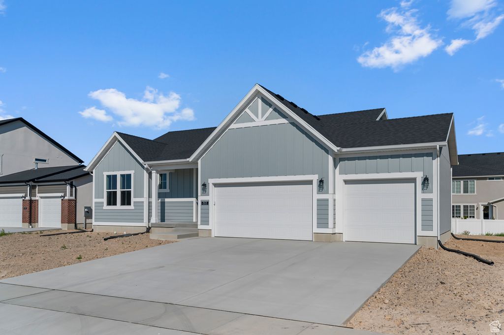 Photo of 2571 N 3200 W, Clinton, UT 84015 (MLS # 2119748)