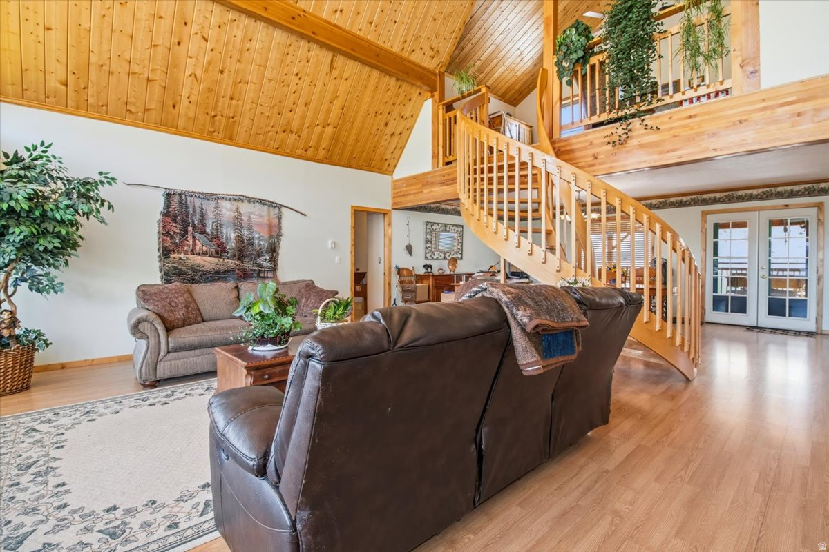 YOUNG PROPERTY - Residential
