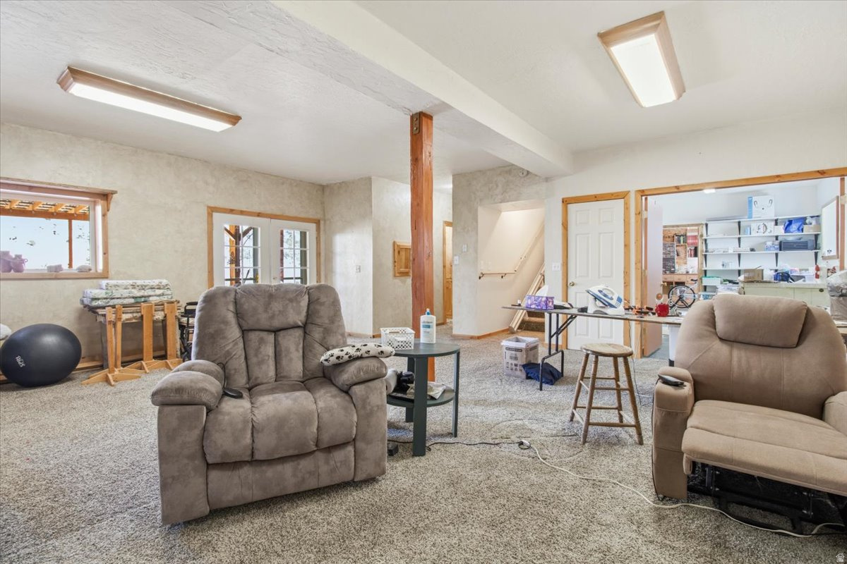 YOUNG PROPERTY - Residential